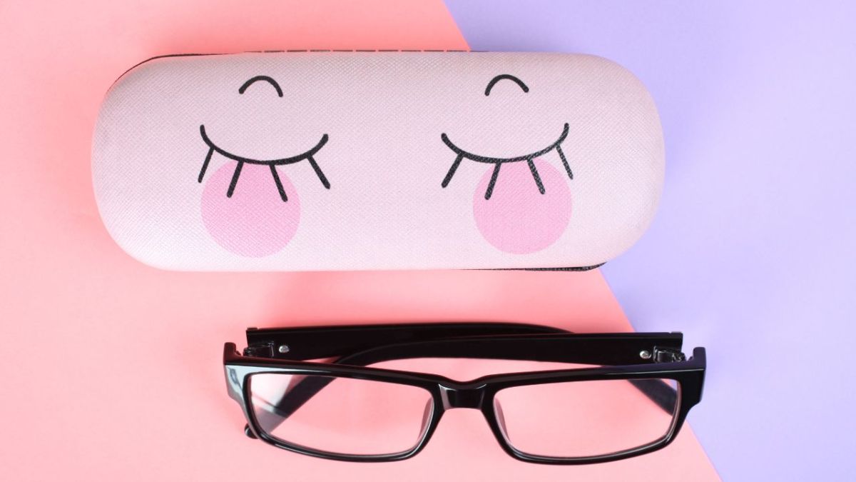 5 Best Glasses Case Print-On-Demand Suppliers